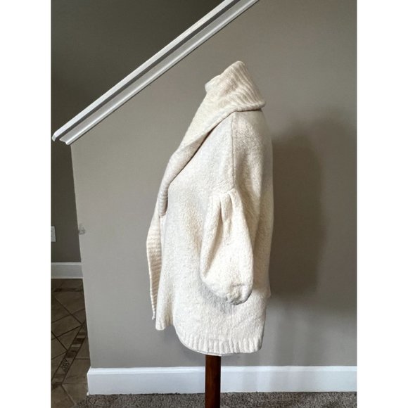 BCBGMAXAZRIA Short Sleeve Women's Cardigan / Sweater - XS - Picture 3 of 12